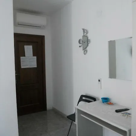 Oda ve Kahvaltı Il Corallo 3*