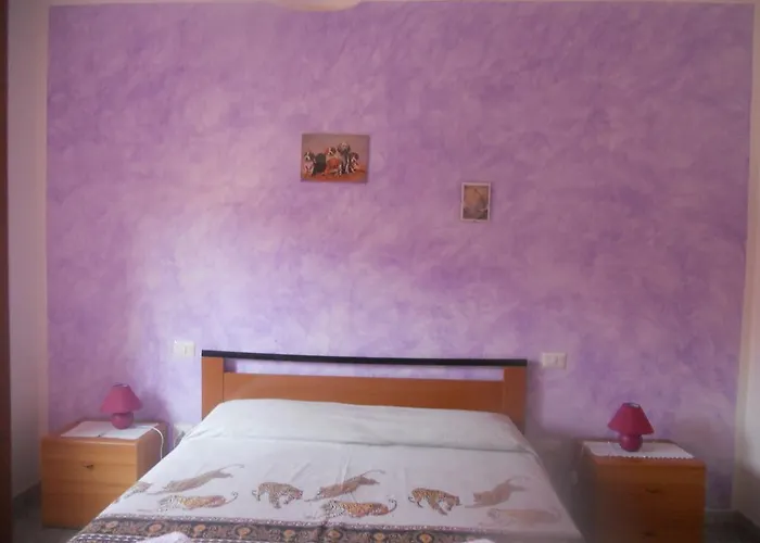 住宿加早餐酒店 Il Corallo 博萨